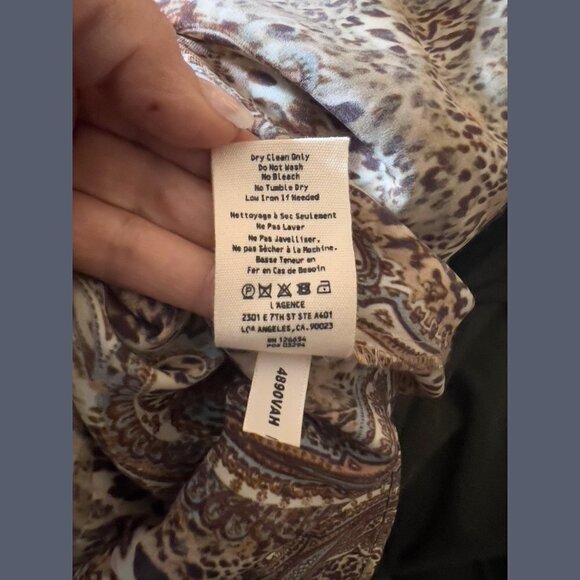 L’Agence Animal Print Blouse S - Picture 4 of 6
